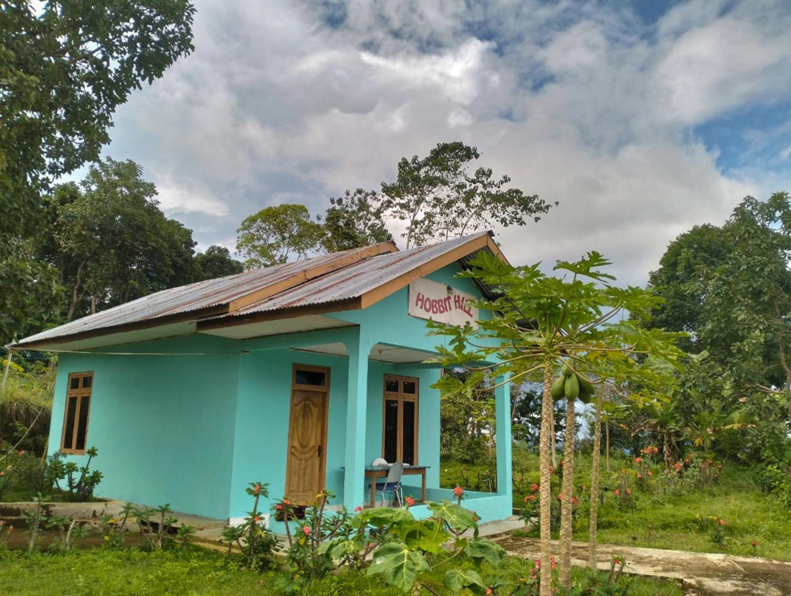Apartamento Hobbit Hill Ruteng Exterior foto