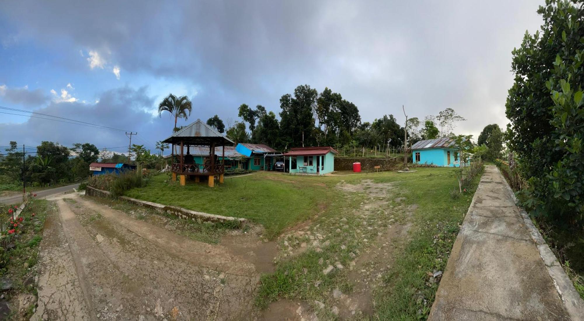 Apartamento Hobbit Hill Ruteng Exterior foto
