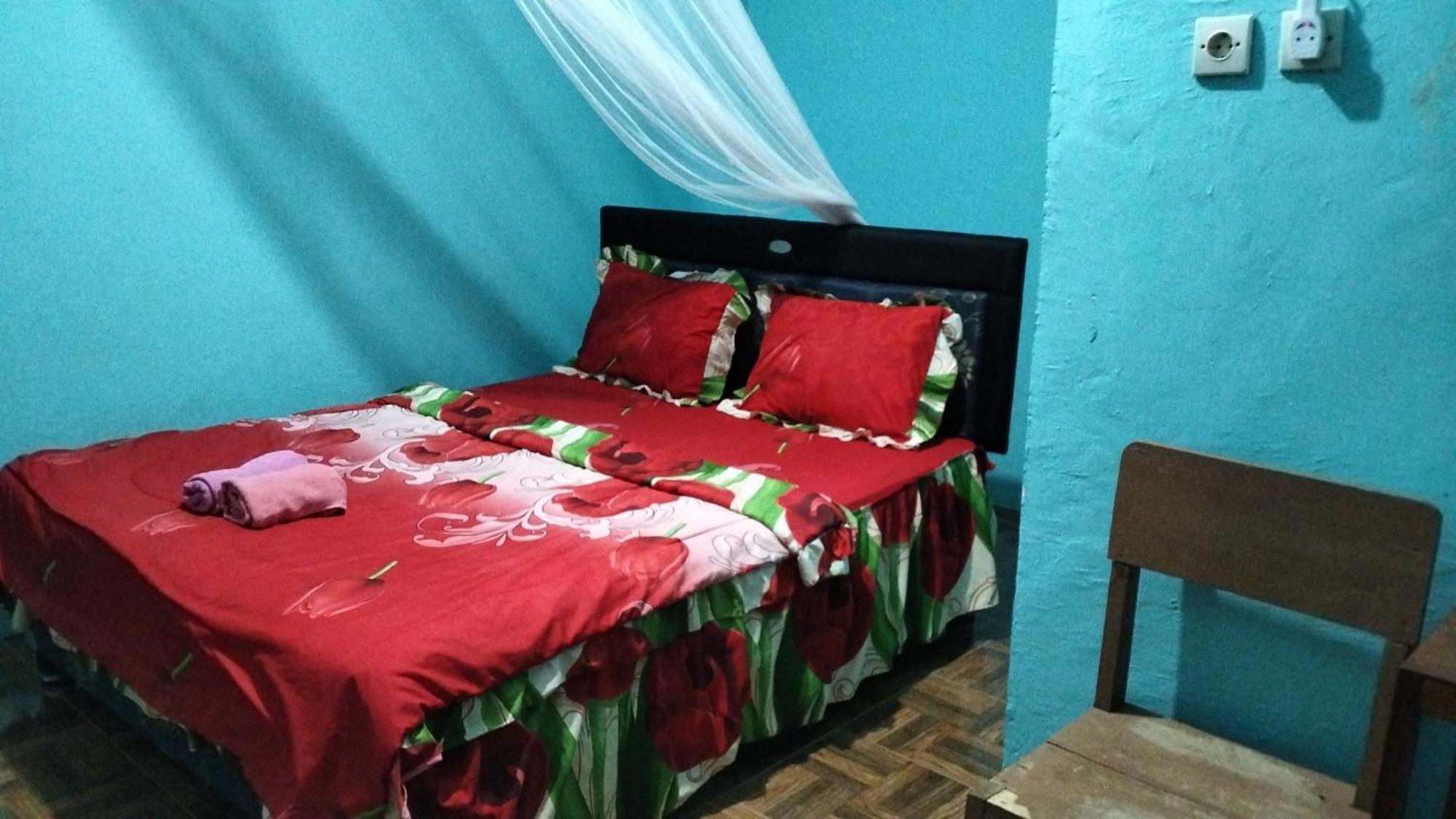 Apartamento Hobbit Hill Ruteng Habitación foto