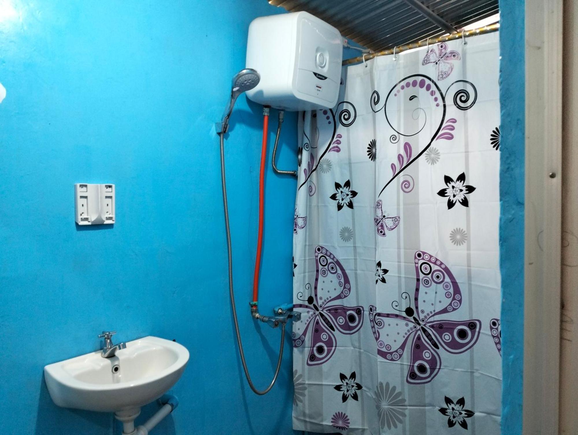 Apartamento Hobbit Hill Ruteng Habitación foto